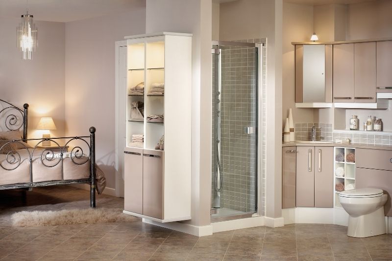 ensuite bathroom design with cabinets