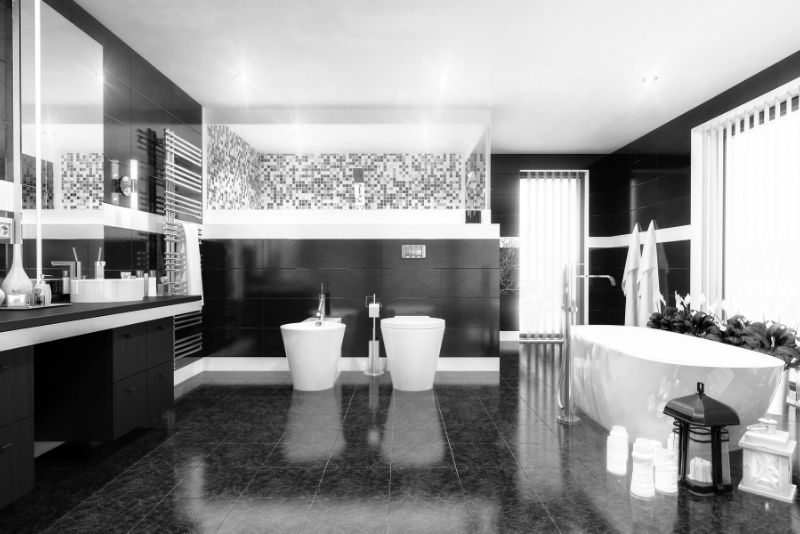 black and white huge bathroom design